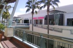 Fashion Valley Center